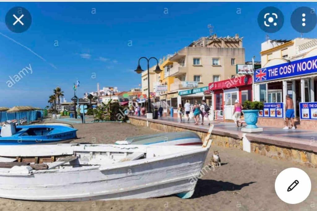 Magnifico Apartamento En La Carihuela, Torremolino Torremolinos Ngoại thất bức ảnh